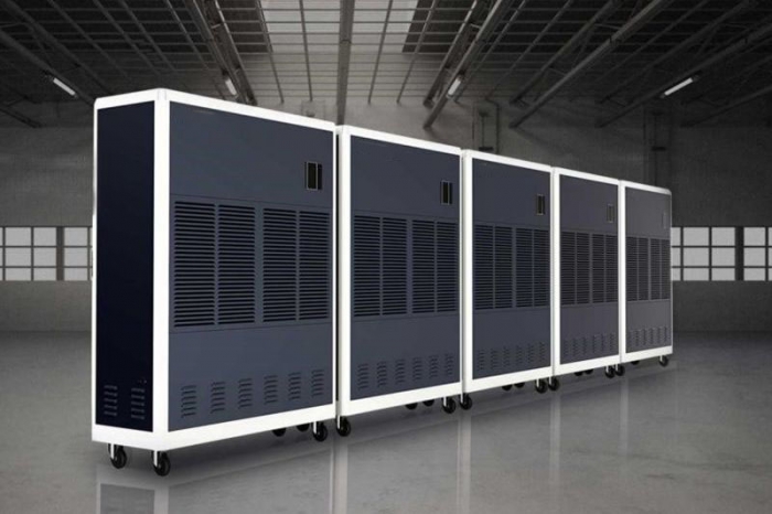 在使用轉(zhuǎn)輪除濕機時應(yīng)該如何維護?