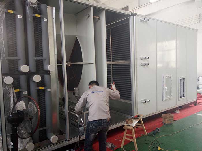 威海某大型化工企業(yè)兩臺10%濕度，40000風(fēng)量2臺除濕機組